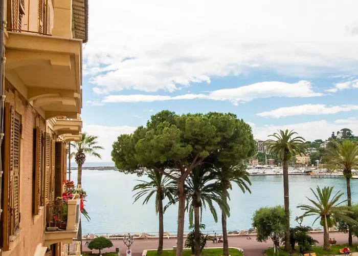 Lägenhet Piazza Chiappa Rapallo